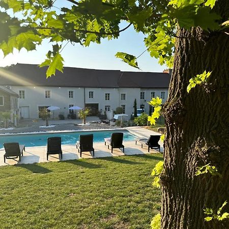 Le Domaine Des Sources Bed and Breakfast Saint-Martin-dʼAblois Eksteriør billede