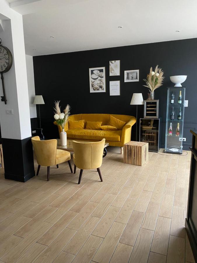 Le Domaine Des Sources Bed and Breakfast Saint-Martin-dʼAblois Eksteriør billede