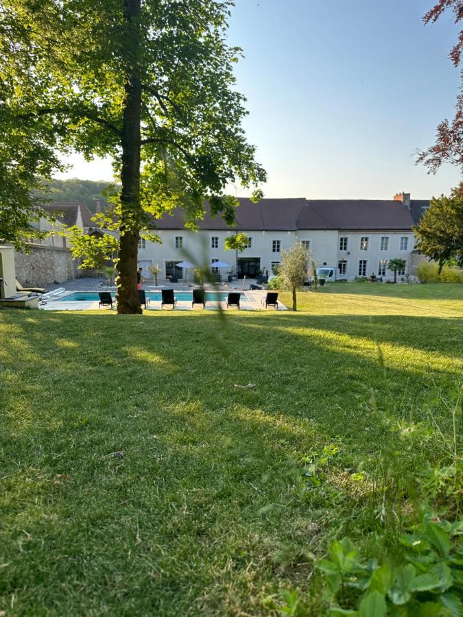 Le Domaine Des Sources Bed and Breakfast Saint-Martin-dʼAblois Eksteriør billede