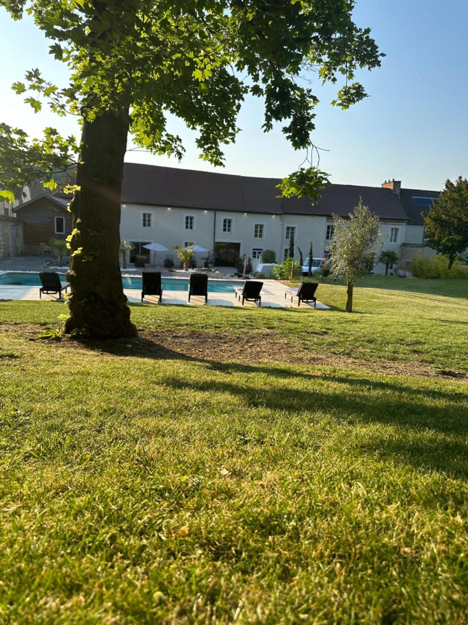 Le Domaine Des Sources Bed and Breakfast Saint-Martin-dʼAblois Eksteriør billede